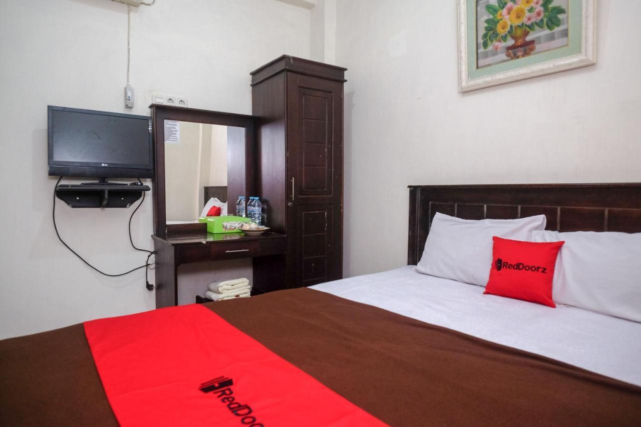Reddoorz At Hotel Rich Parepare Near Pantai Mattirotasi Eksteriør bilde