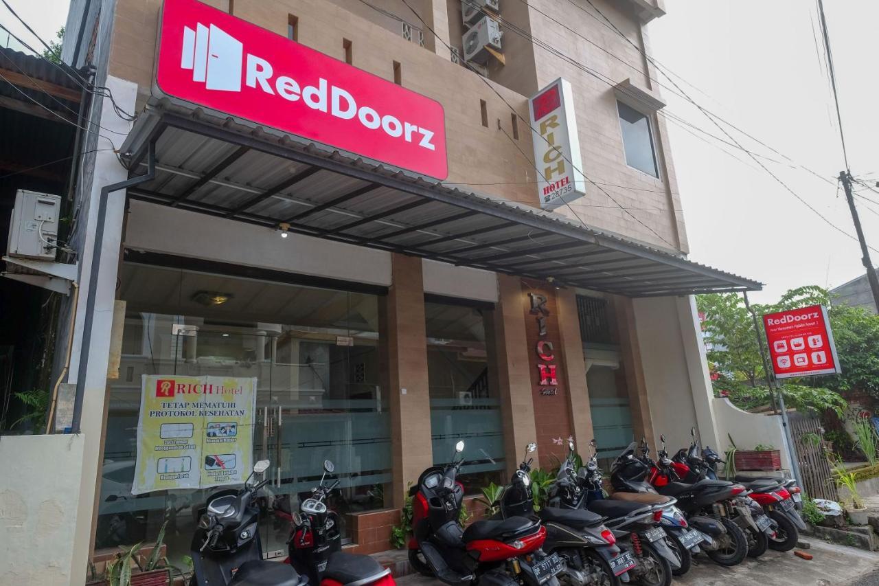 Reddoorz At Hotel Rich Parepare Near Pantai Mattirotasi Eksteriør bilde