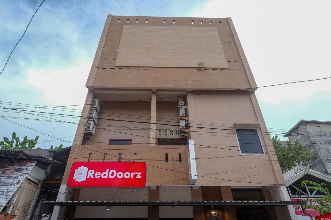 Reddoorz At Hotel Rich Parepare Near Pantai Mattirotasi Eksteriør bilde